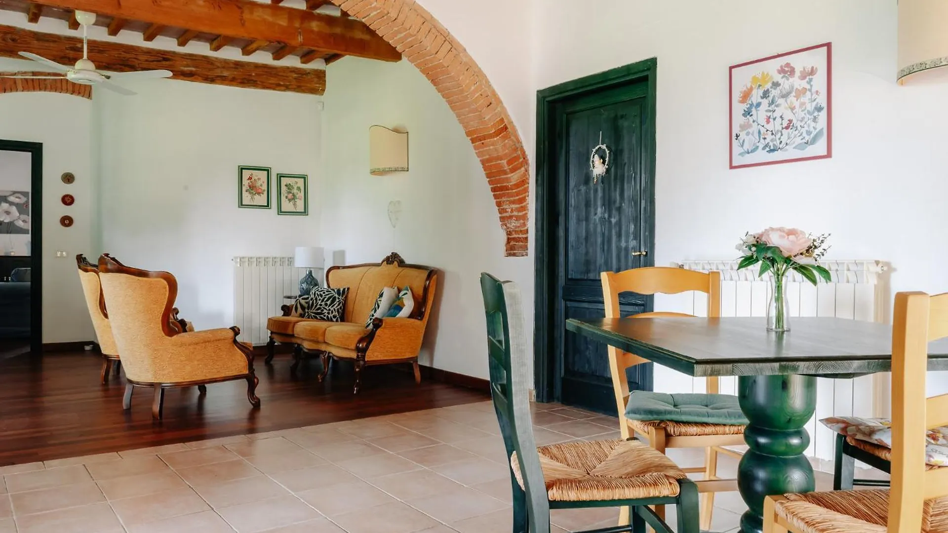 Il Casale Delle Rose Aparthotel Paganico