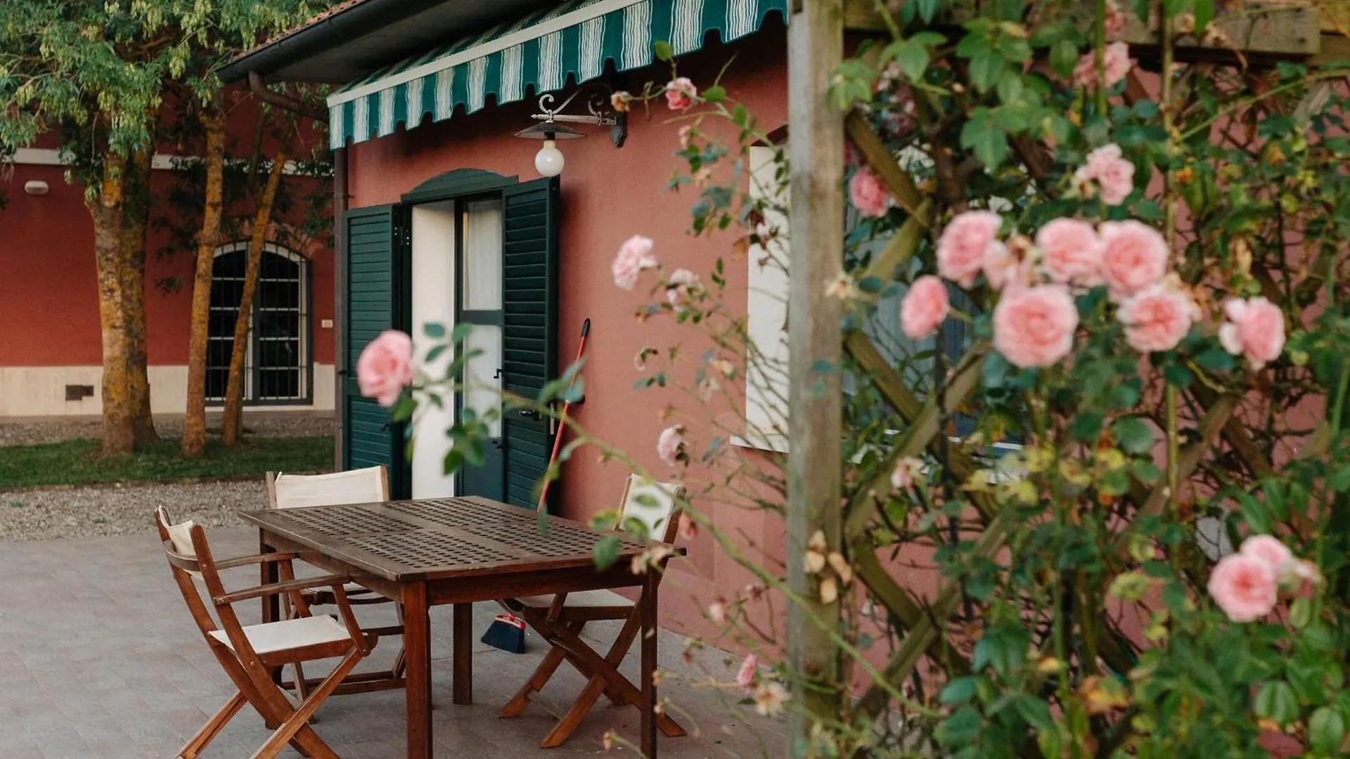 Il Casale Delle Rose Aparthotel Paganico  Italië
