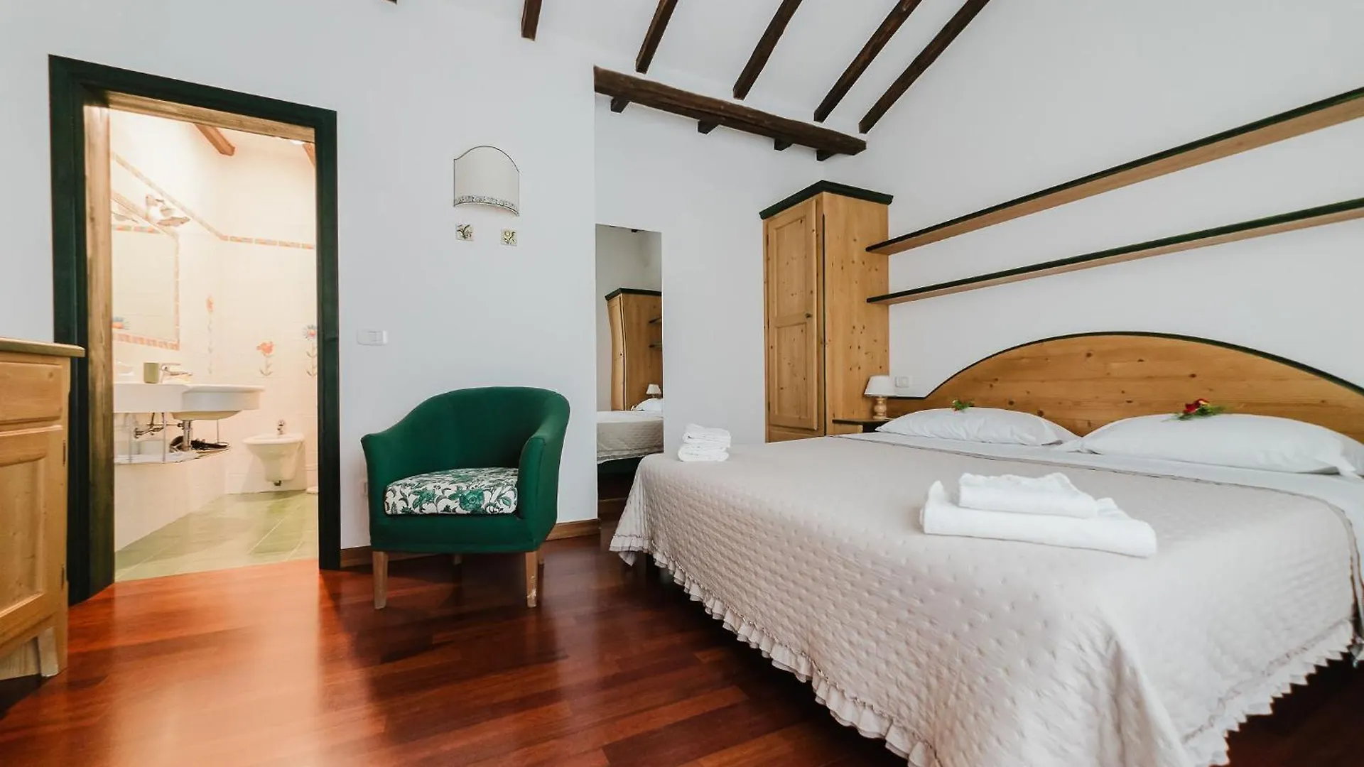 Il Casale Delle Rose Aparthotel Paganico