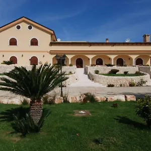 https://villa-giulia-sicilian-luxury-garden.sicilyhotelsitaly.net