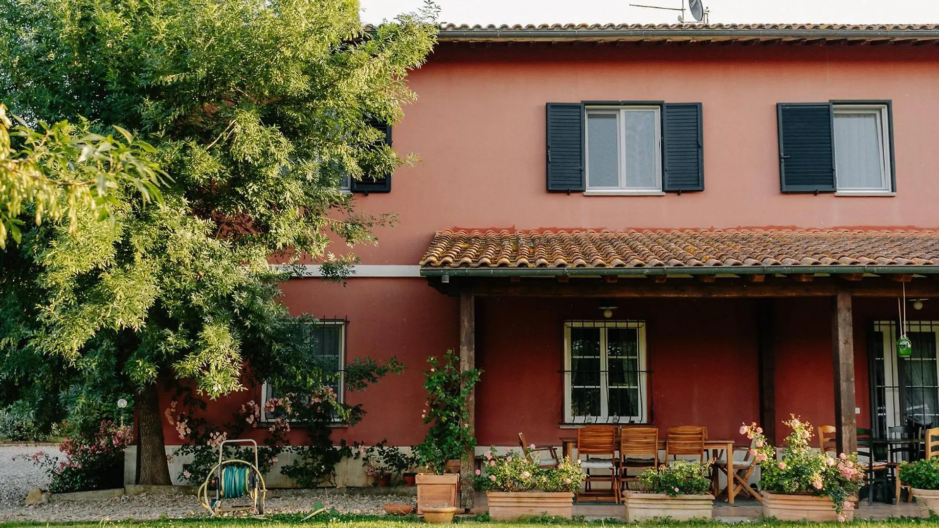 Il Casale Delle Rose Aparthotel Paganico